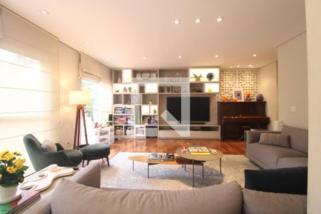 Sala 1 de casa de condomínio à venda com 3 quartos, 270m² em Vila Sofia, São Paulo