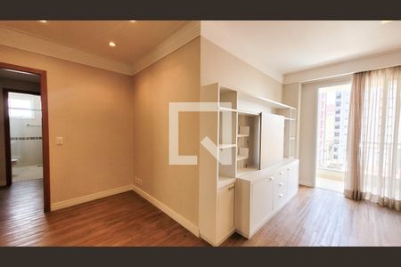 Sala de apartamento à venda com 3 quartos, 105m² em Vila Itapura, Campinas