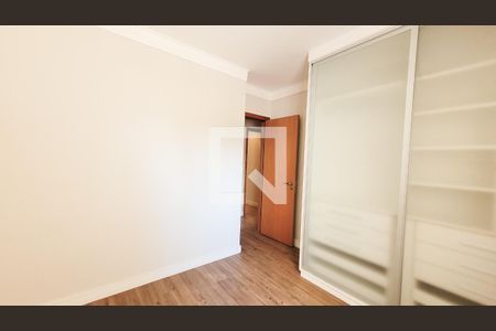 Quarto 1 de apartamento à venda com 3 quartos, 105m² em Vila Itapura, Campinas