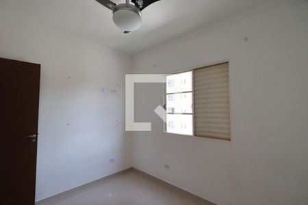 Quarto 2 de apartamento para alugar com 2 quartos, 42m² em Jardim Interlagos, Ribeirão Preto