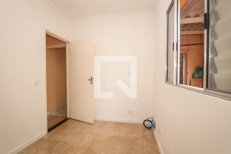 Quarto 1 de casa para alugar com 2 quartos, 120m² em Parque Pinheiros, Taboão da Serra