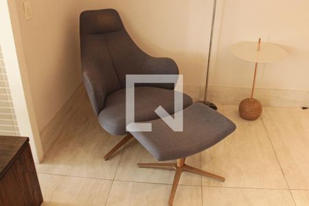 Sala 1 de apartamento para alugar com 3 quartos, 180m² em Gonzaga, Santos