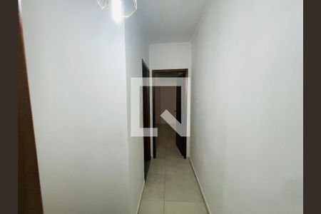 Corredor de casa para alugar com 3 quartos, 130m² em Vila Augusta, Guarulhos