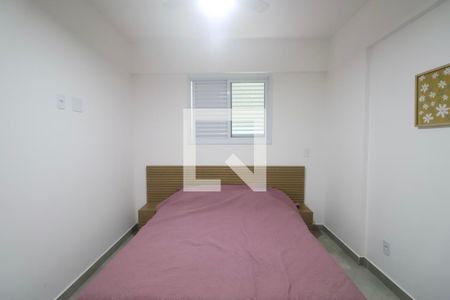 Quarto de apartamento para alugar com 2 quartos, 64m² em Vila Alzira, Guarujá
