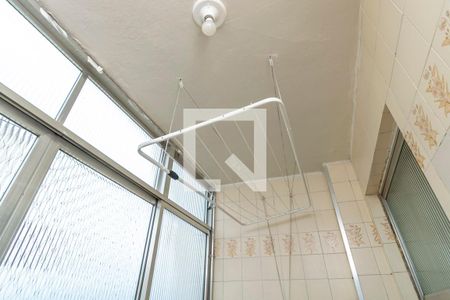 Apartamento à venda com 83m², 3 quartos e 1 vagaÁrea de Serviço
