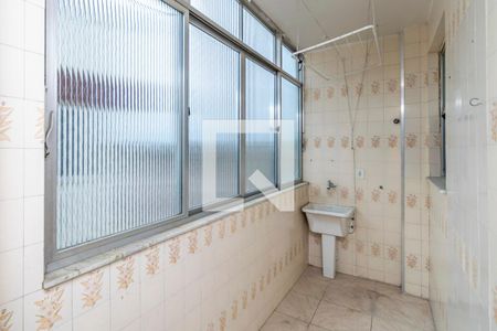 Apartamento à venda com 83m², 3 quartos e 1 vagaÁrea de Serviço