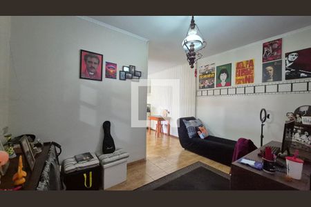 Sala - Fundos de casa à venda com 4 quartos, 240m² em Vila Humaita, Santo André