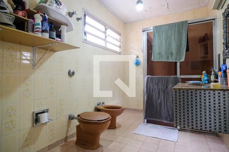 Banheiro da suíte de casa à venda com 3 quartos, 180m² em Barcelona, São Caetano do Sul