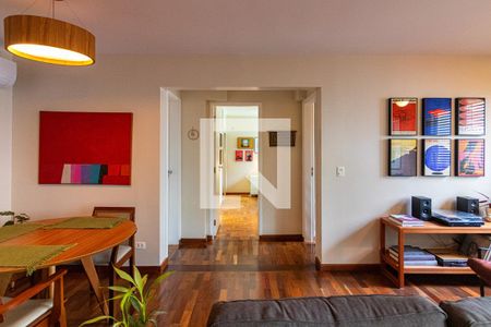 Sala de apartamento à venda com 2 quartos, 80m² em Vila Nova Conceição, São Paulo