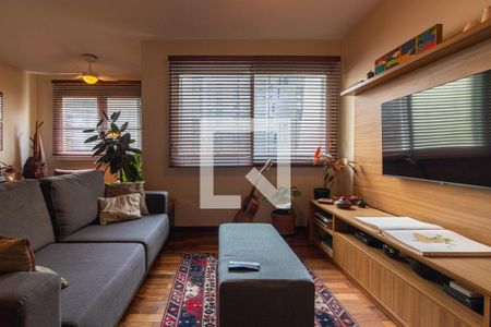 Sala de TV de apartamento à venda com 2 quartos, 80m² em Vila Nova Conceição, São Paulo