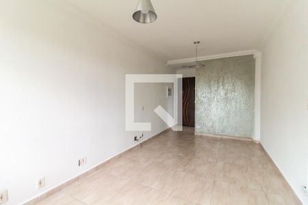 Sala de apartamento para alugar com 2 quartos, 60m² em Jardim Lucinda, São Paulo