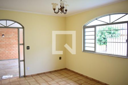 Sala de casa para alugar com 4 quartos, 300m² em Jardim Irajá, Ribeirão Preto