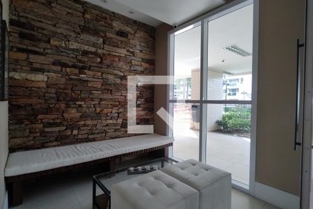 Hall de entrada de apartamento à venda com 3 quartos, 84m² em Barra Olímpica, Rio de Janeiro