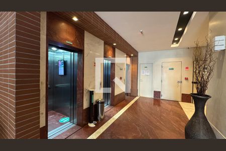 Área comum - Elevador de apartamento para alugar com 1 quarto, 59m² em Barra, Salvador