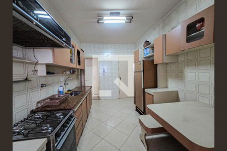 Cozinha de apartamento para alugar com 2 quartos, 86m² em Ponta da Praia, Santos