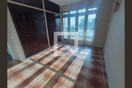 Casa à venda com 3 quartos, 230m² em Tauá, Rio de Janeiro