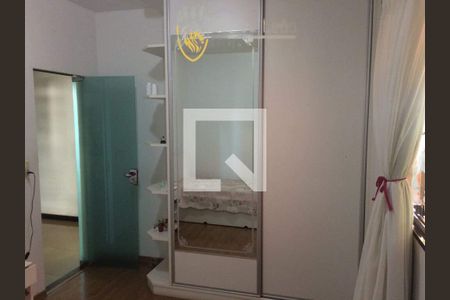 Casa à venda com 4 quartos, 1000m² em Quintas do Jacubá, Contagem