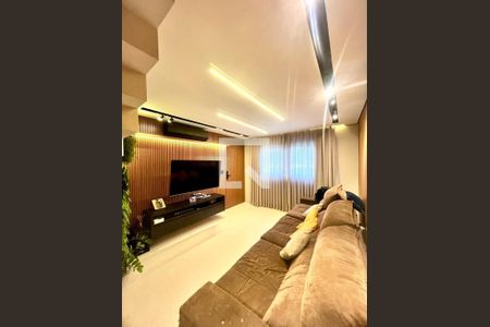 Casa à venda com 3 quartos, 250m² em Vila Curuçá, Santo André