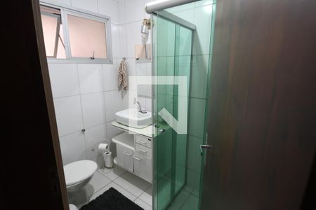 Banheiro de apartamento à venda com 1 quarto, 52m² em Ponte Preta, Campinas
