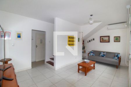 Casa à venda com 4 quartos, 500m² em Largo da Batalha, Niterói