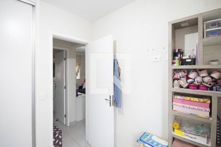 Quarto 1 de casa para alugar com 1 quarto, 40m² em Vila Mazzei, São Paulo