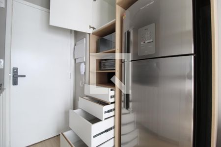 Sala/Cozinha de kitnet/studio à venda com 1 quarto, 25m² em Vila Nova Conceição, São Paulo