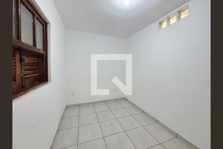 Quarto 1 de casa à venda com 2 quartos, 120m² em Vila Carmosina, São Paulo