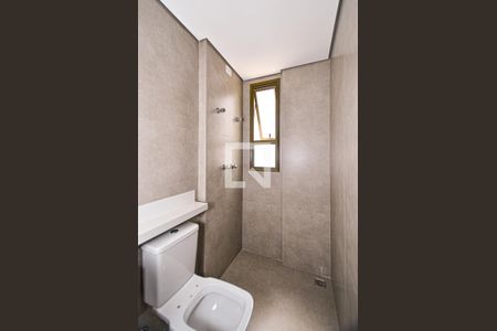 Banheiro Suite de apartamento à venda com 2 quartos, 68m² em Carmo, Belo Horizonte