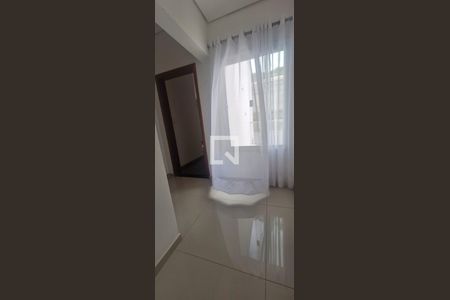 Quarto de casa de condomínio para alugar com 3 quartos, 300m² em Jardim Bandeirantes, Sorocaba