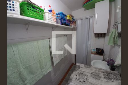Banheiro de apartamento para alugar com 1 quarto, 52m² em Centro, São Vicente