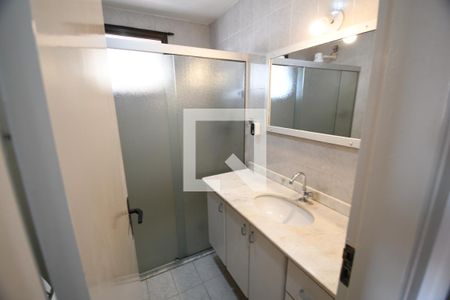 Banheiro Suíte de apartamento para alugar com 1 quarto, 55m² em Cambuí, Campinas