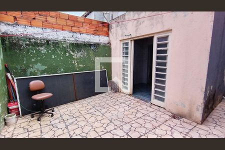 Quintal 2 de casa para alugar com 3 quartos, 147m² em Parque Residencial Casa Branca, Suzano