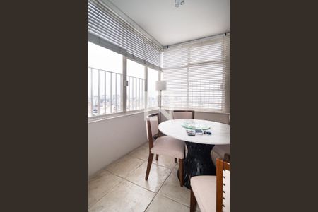 Apartamento à venda com 2 quartos, 220m² em Morro dos Ingleses, São Paulo