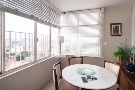 Apartamento à venda com 2 quartos, 220m² em Morro dos Ingleses, São Paulo