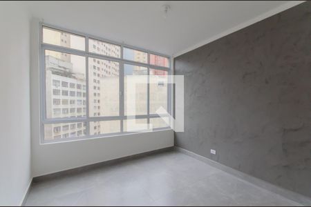 Sala/Quarto de kitnet/studio para alugar com 1 quarto, 30m² em Liberdade, São Paulo