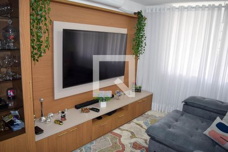 Sala de casa à venda com 3 quartos, 185m² em Cidade Mãe do Céu, São Paulo