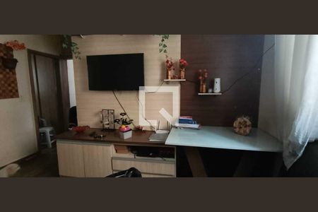 Cozinha de apartamento para alugar com 2 quartos, 42m² em Serrano, Belo Horizonte