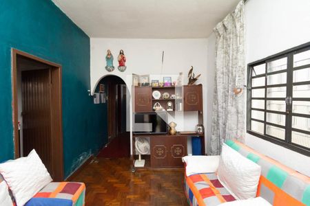 Sala de casa à venda com 3 quartos, 360m² em Santa Margarida, Belo Horizonte
