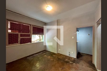 Sala de apartamento para alugar com 2 quartos, 50m² em Copacabana, Rio de Janeiro