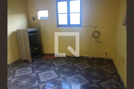 Quarto de casa para alugar com 1 quarto, 80m² em Anchieta, Nilópolis