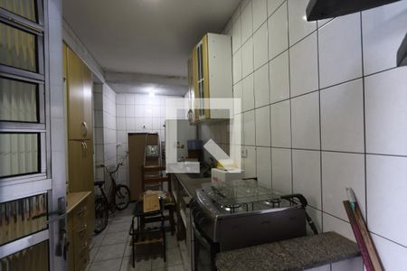 Casa à venda com 4 quartos, 138m² em Vila Lucia, São Paulo