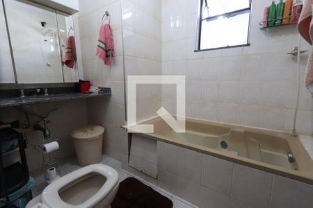 Casa à venda com 4 quartos, 138m² em Vila Lucia, São Paulo