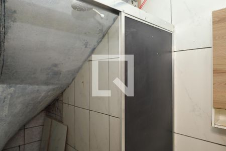 Banheiro de casa para alugar com 1 quarto, 17m² em Jardim Matarazzo, São Paulo