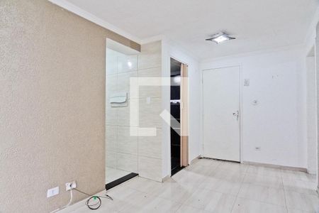 Sala de apartamento para alugar com 2 quartos, 45m² em Vila Miriam, São Paulo