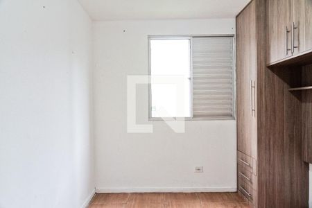Quarto 2 de apartamento para alugar com 2 quartos, 45m² em Vila Miriam, São Paulo