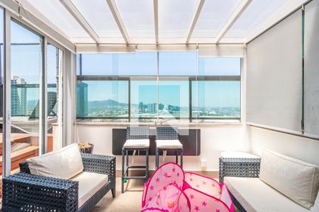 Sala de apartamento para alugar com 4 quartos, 250m² em Alphaville Industrial, Barueri