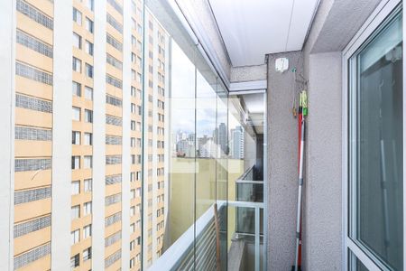 Varanda Sala/Cozinha de kitnet/studio para alugar com 1 quarto, 25m² em Aclimação, São Paulo