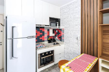 Sala/Cozinha de kitnet/studio para alugar com 1 quarto, 25m² em Aclimação, São Paulo