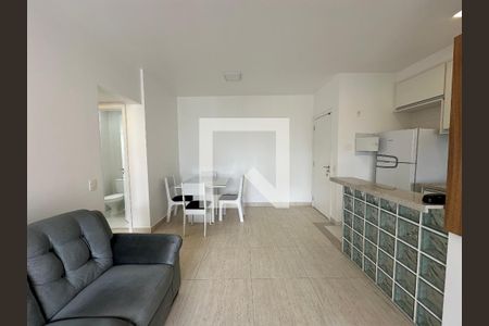 Sala de apartamento para alugar com 1 quarto, 50m² em Empresarial 18 do Forte, Barueri