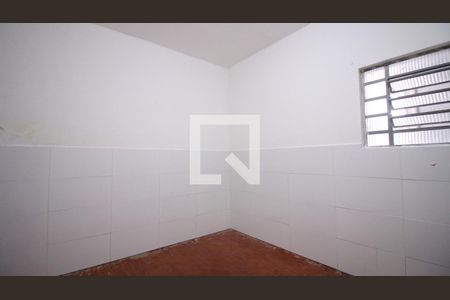 Quarto 2 de casa para alugar com 2 quartos, 150m² em Parque dos Bancarios, São Paulo